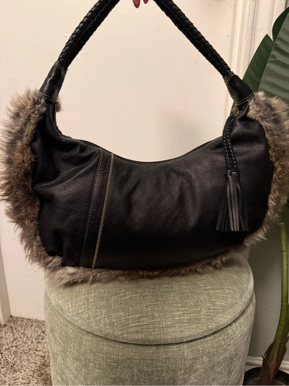 Vintage Maxx New York Black Leather Faux Fur Trim Hobo Shoulder Bag Y2K